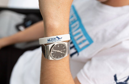 White wrist band